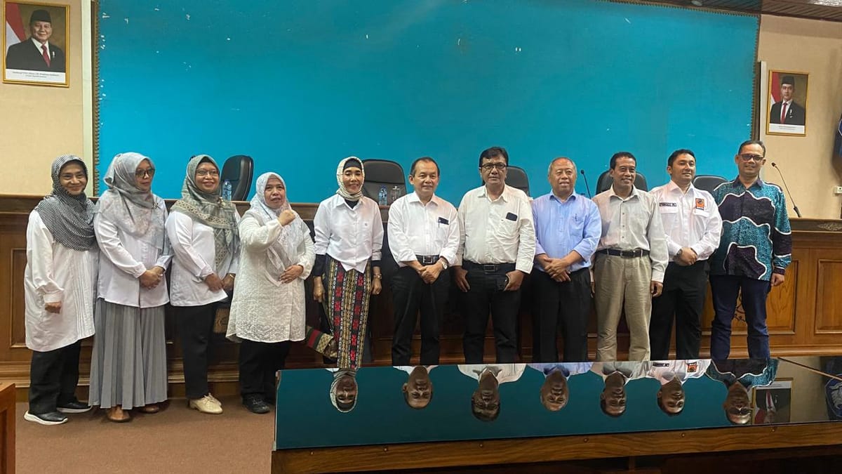 Awal Tahun UNS Nambah 15 Guru Besar