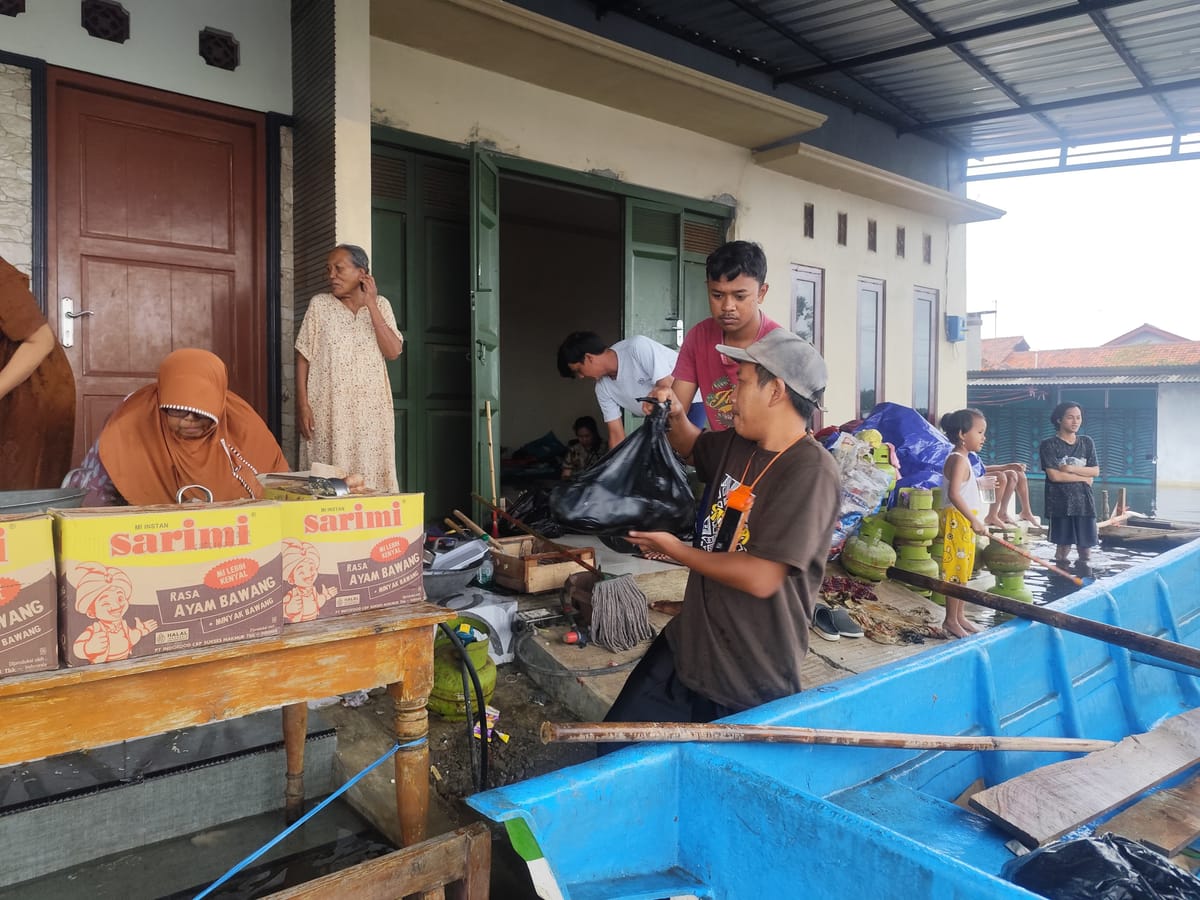Hujan Berkepanjangan, Banjir Masih Rendam Sejumlah Desa di Tirto Pekalongan