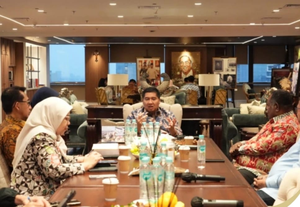 Menteri PKP Dorong Penanganan Kawasan Kumuh Terpadu di Papua Barat Daya