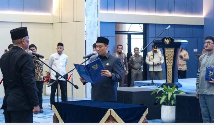 Wakil Walikota Pekanbaru Lantik Puluhan Pejabat Struktural Dan Fungsional