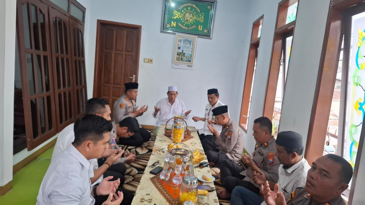 Pejabat Baru, Kapolres Batu Sowan ke Ketua MUI, Perkuat Sinergi Jaga Kamtibmas