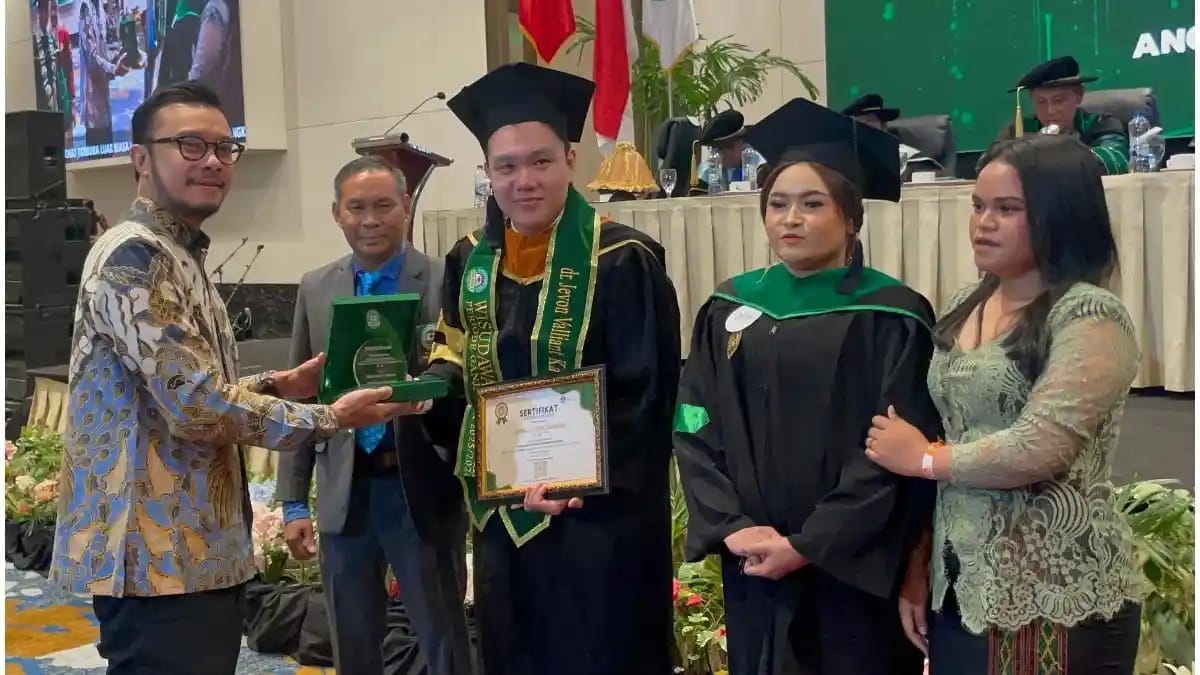 Unimerz Makassar Lahirkan 663 Wisudawan, Fakultas Kesehatan Terbanyak