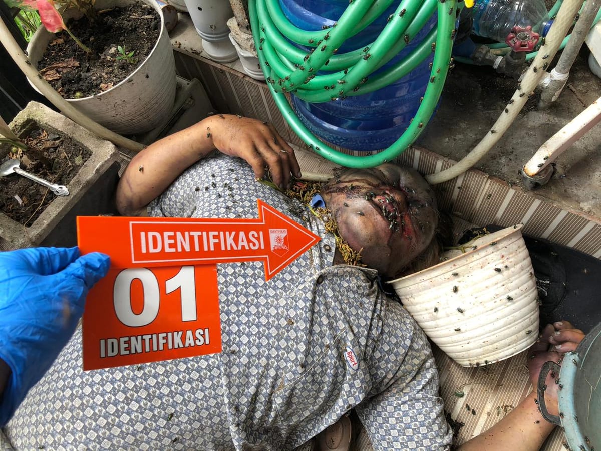 Ditemukan Meninggal Dunia di Teras Rumah, Keluarga Tolak Otopsi