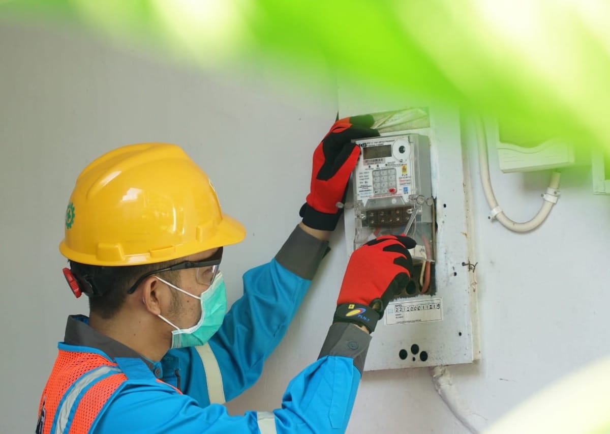 PLN Siagakan 1.700 Personel Hadapi Potensi Cuaca Ekstrem