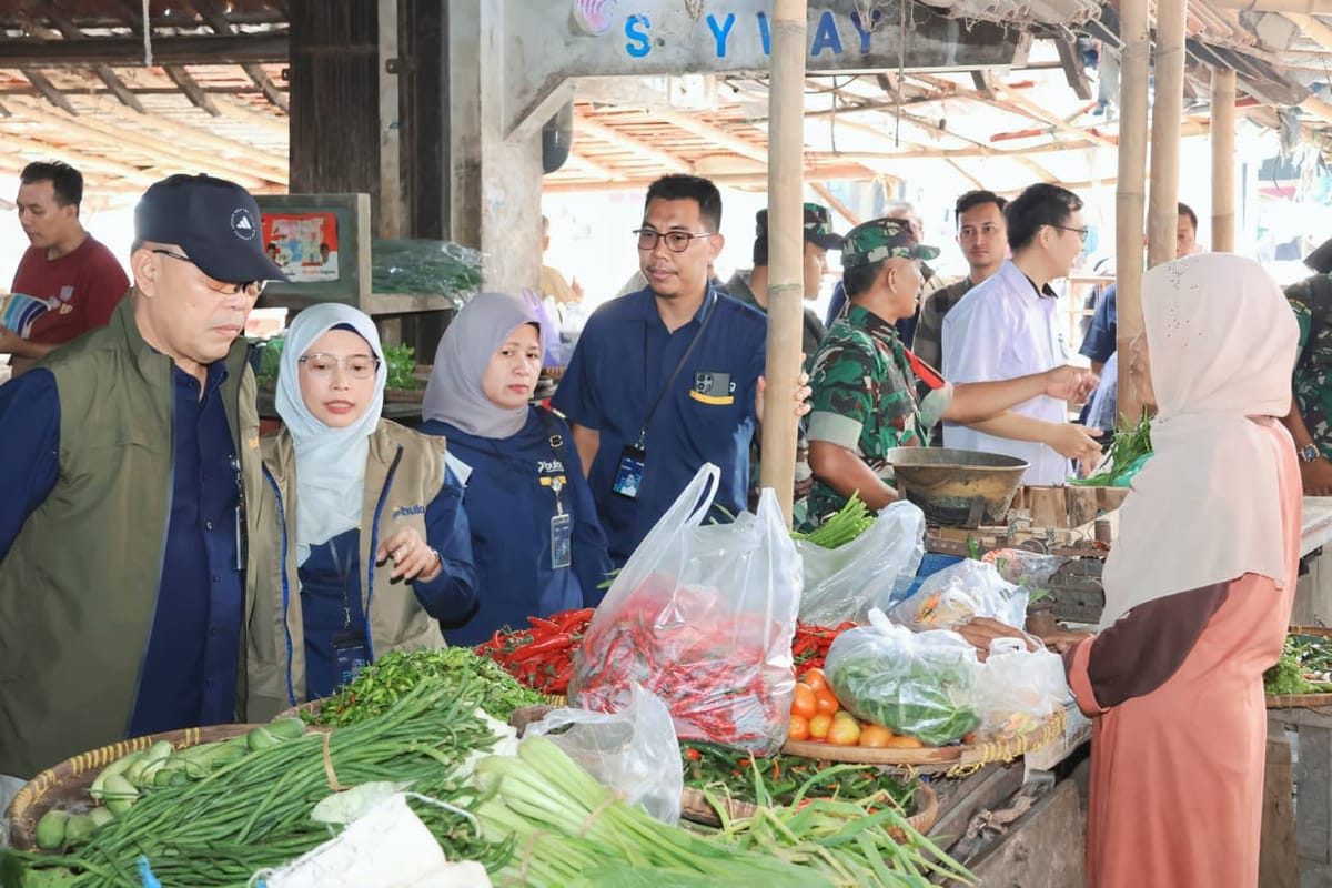 BULOG Sidak Pasar di Tegal, Pastikan Stok dan Harga Pangan Stabil Jelang Ramadhan