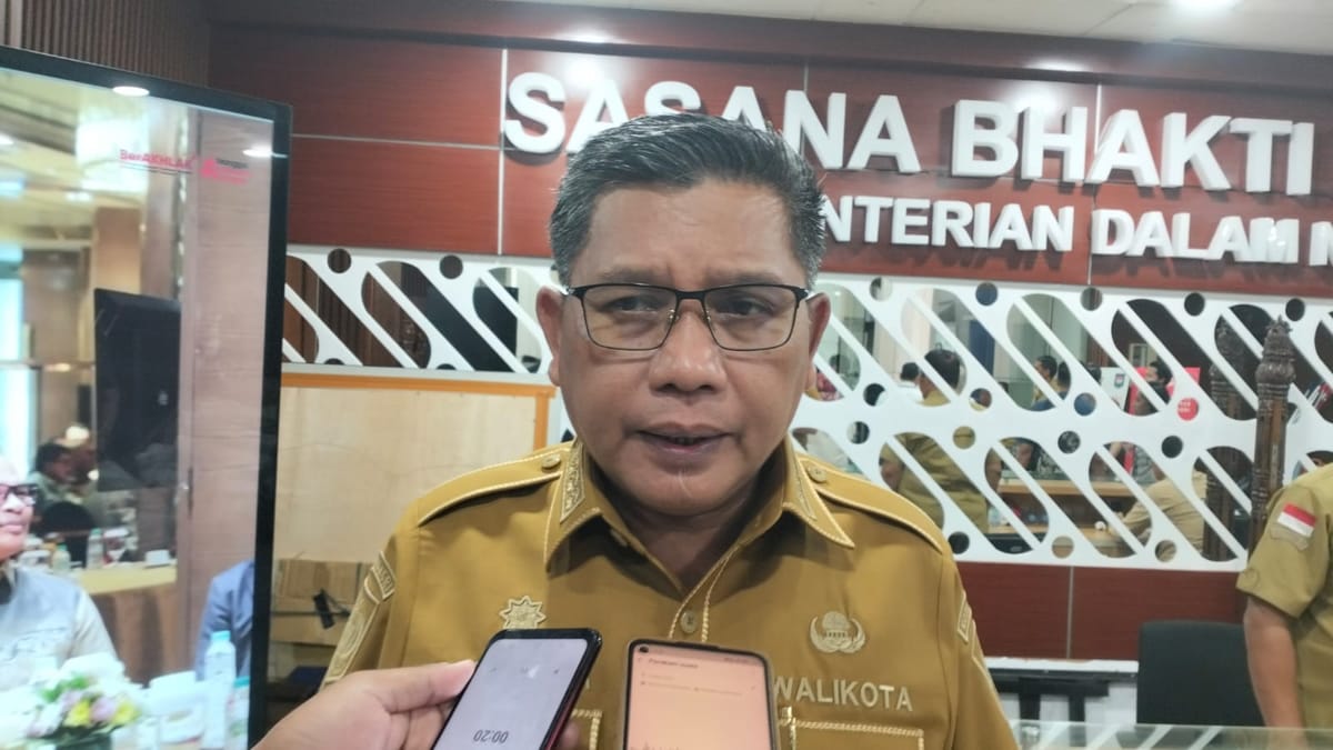 Piloting Digitalisasi Bansos, Wali Kota Ambon Tekankan Data Akurat Agar Bantuan Tak Salah Sasaran