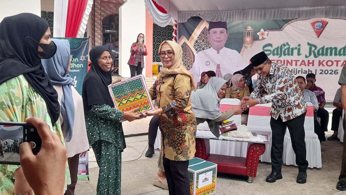 Safari Ramadan, Wali Kota Ajak Warga  Kota Ambon Jaga Kedamaian