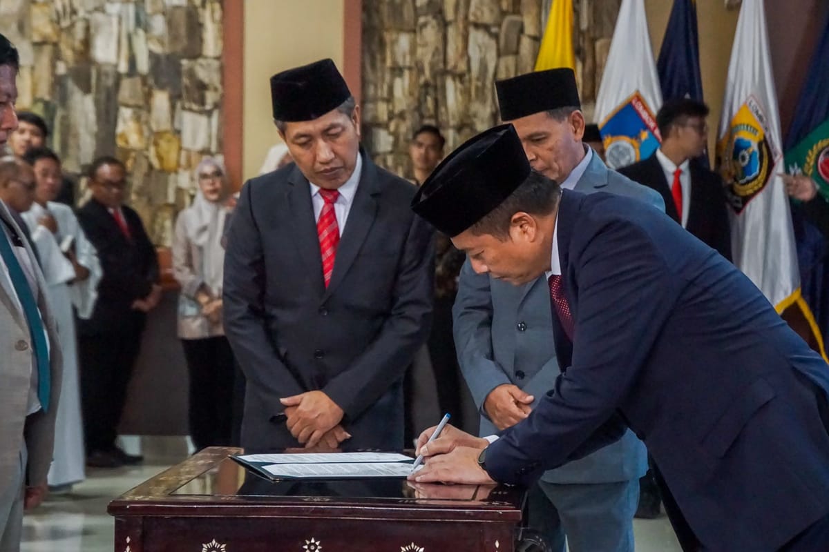 Gubernur NTB Mutasi 392 Pejabat Eselon III dan IV OPD Lingkup Pemprov NTB, Tekankan Komitmen dan Kaderisasi Birokrasi