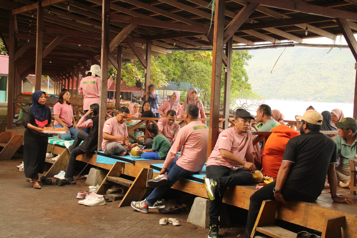 Family Gathering Kemenag Ternate Healing Sejenak dan Pererat Silaturahmi