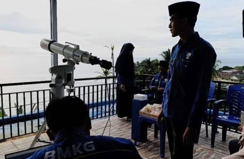 Pemantauan Hilal 1 Ramadhan di Ternate Dari Tower Observatori BMKG Taduma