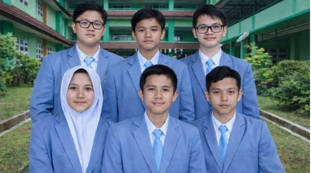 Enam Siswa MAN IC Serpong Tembus Pelatnas OSN 2025, Siap Buru Panggung Dunia