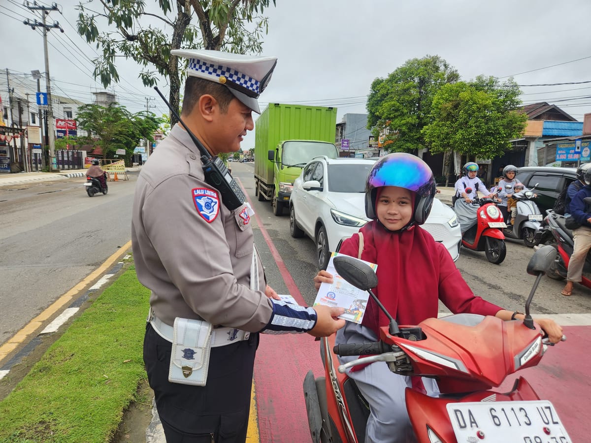Budayakan Tertib Berkendara, Satlantas Tabalong Edukasi Pengguna Jalan