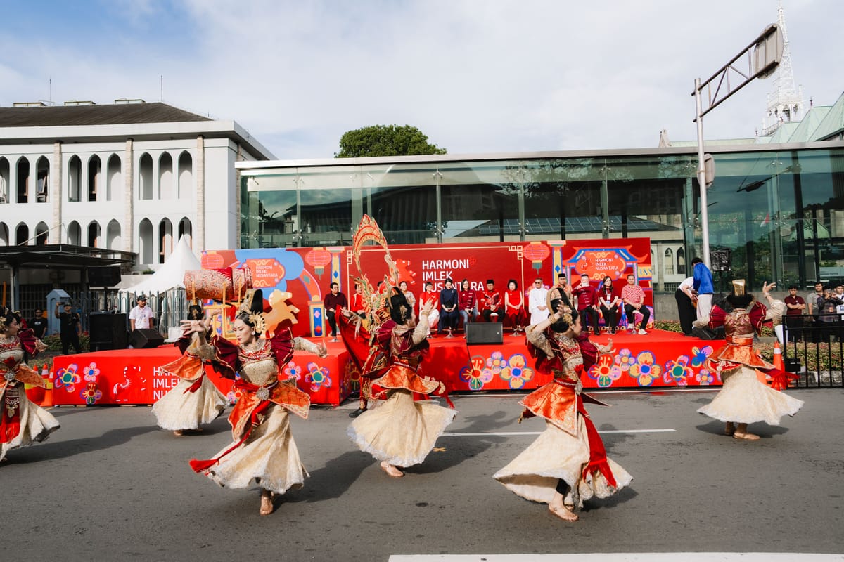 Meriahnya Parade Imlek di Kawasan Terowongan Toleransi