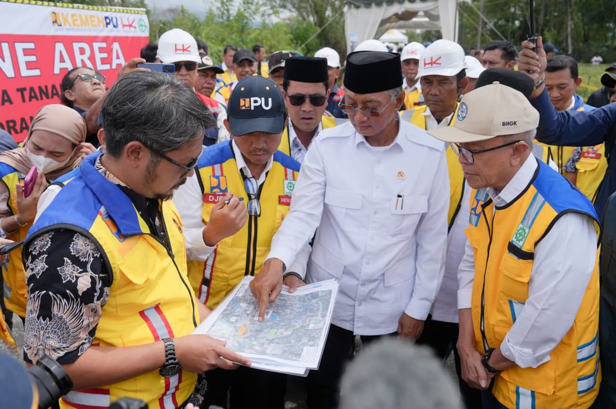 Menteri Dody Tinjau Langsung Penanganan Runtuhan Tebing di Aceh Tengah