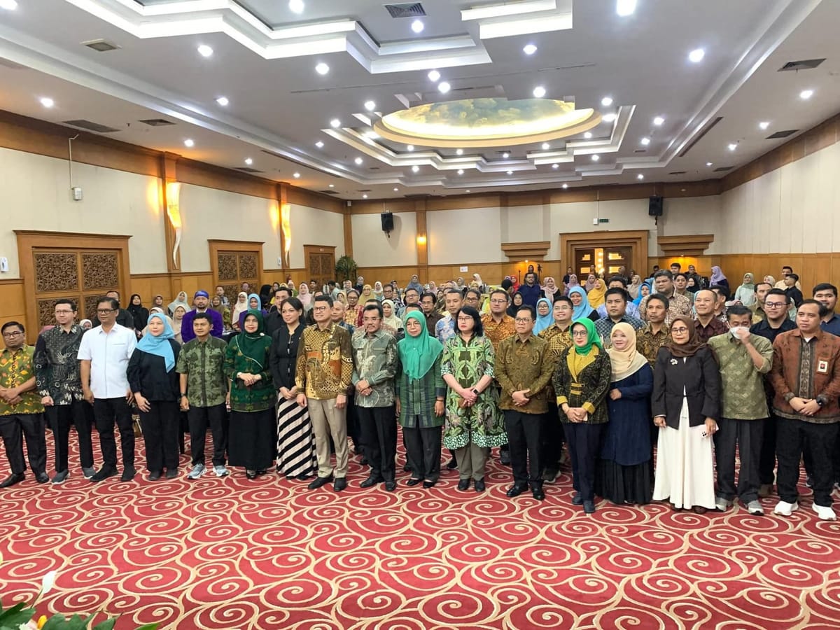 BPOM Gaungkan AMR Warrior Campaign di Padang, Dorong Aksi Nyata Lawan Resistensi Antimikroba