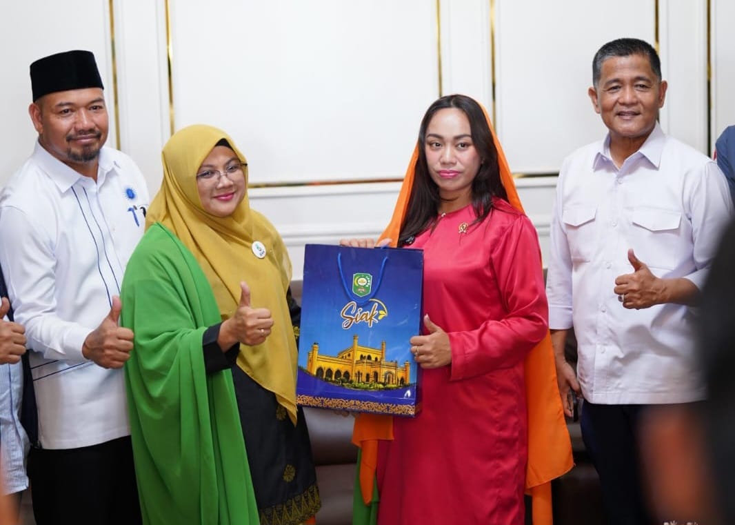 Utusan Khusus Presiden Bidang Pariwisata Kunjungi Siak, Bupati Afni sebut Siak Punya Wisata Sejarah dan Budaya