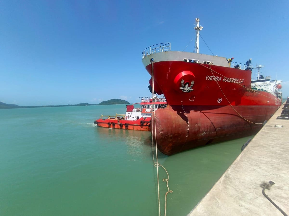 Pelabuhan Kijing Makin Ramai, Ekonomi Kalbar Ikut Bergerak