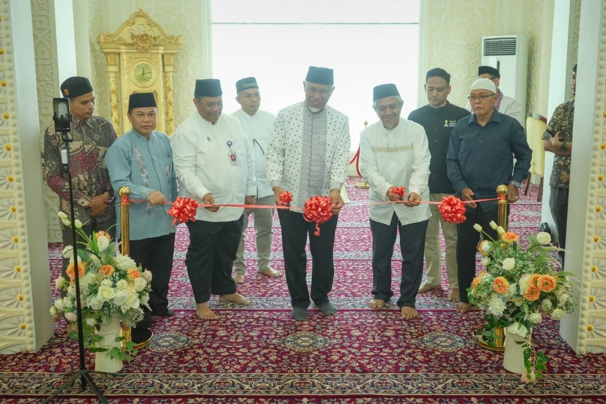 Gubernur Mahyeldi Buka Kegiatan Ramadan Halal Fest 2026, Masjid Al-Hakim Diharapkan Menjadi Pusat Halal Lifestyle