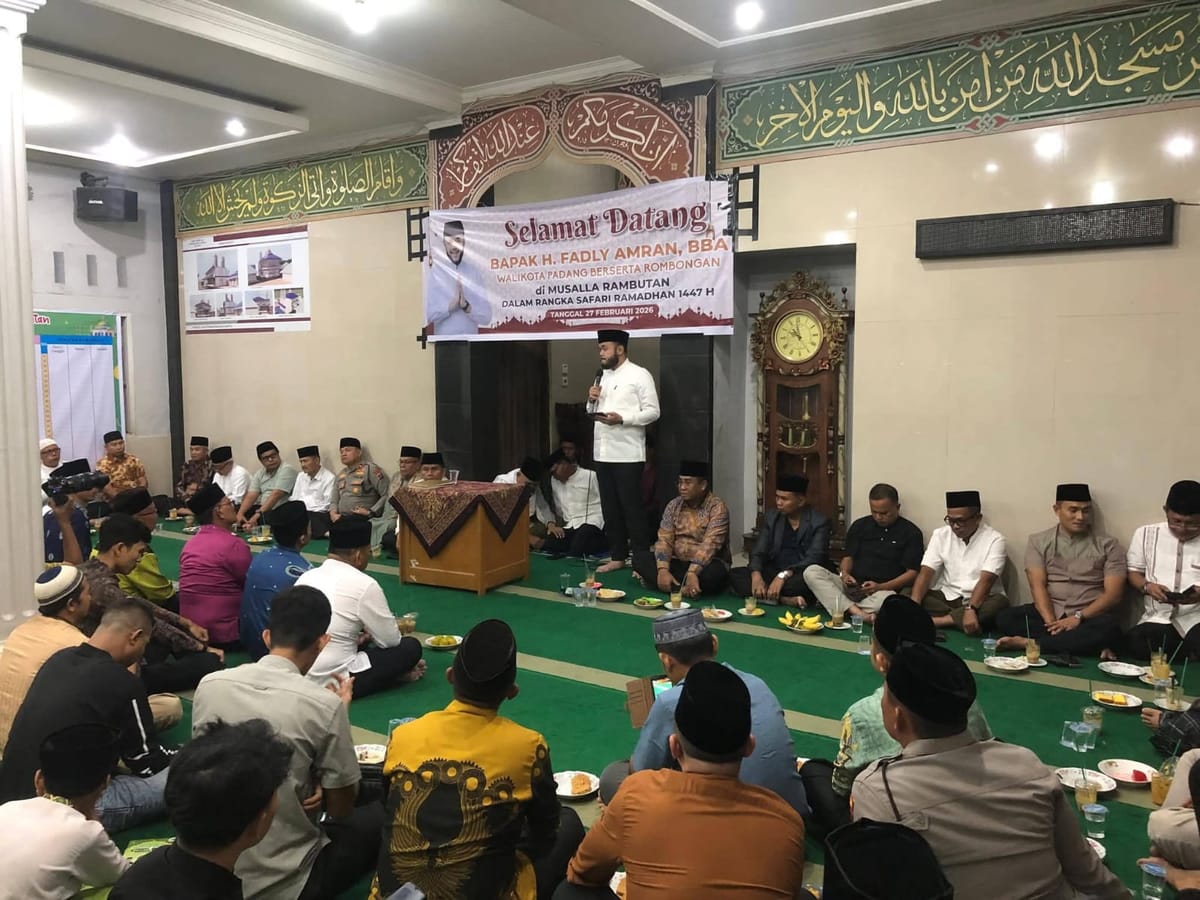 Wako Fadly Amran Siapkan Reward Umrah bagi Pelajar yang Istiqamah ke Masjid