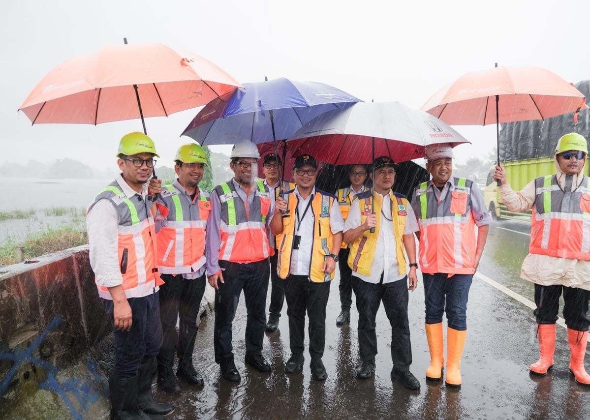 BBWS C3  Bersama BUJT Tangerang- Merak Lakukan Penanganan  Darurat  dan Solusi  Sungai Cidurian