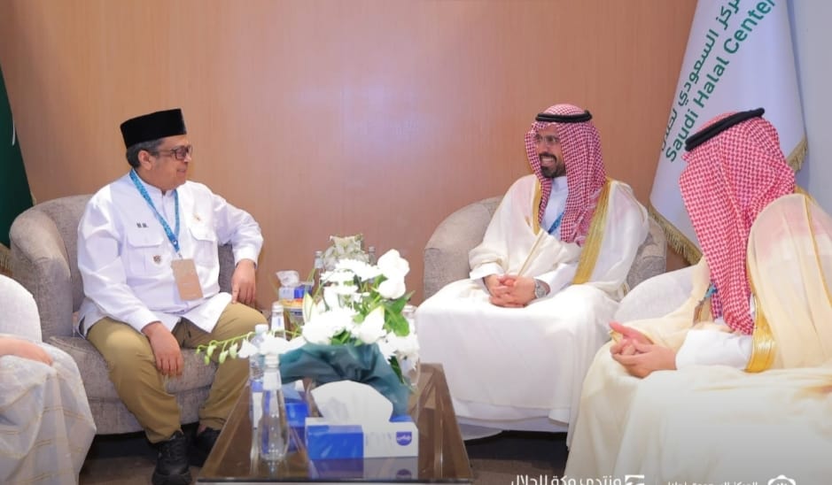 Kepala BPJPH Tandatangani Kerja Sama Strategis Jaminan Produk Halal Indonesia–Arabsaudi  Dalam Makah Halal Forum