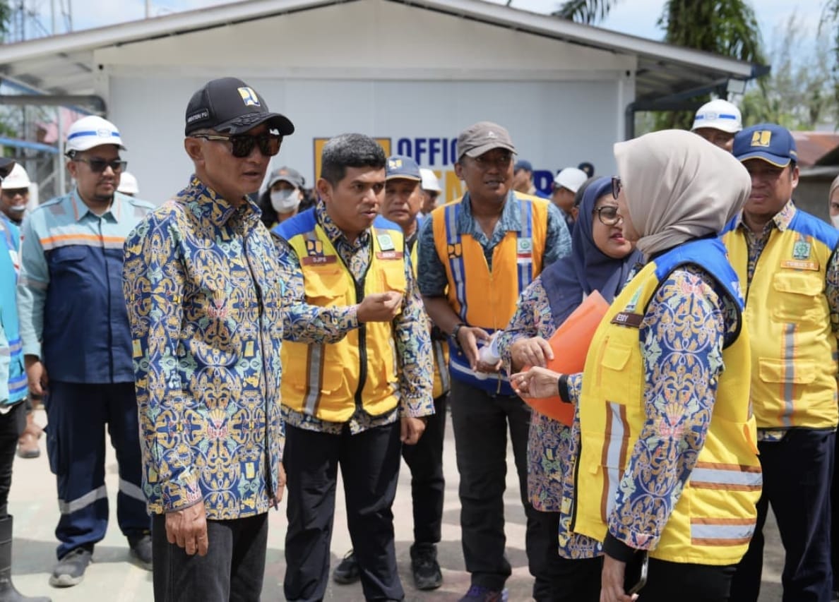 Menteri Dody Tinjau Hunian ASN Petugas Percepatan Penanganan Infrastruktur di Aceh