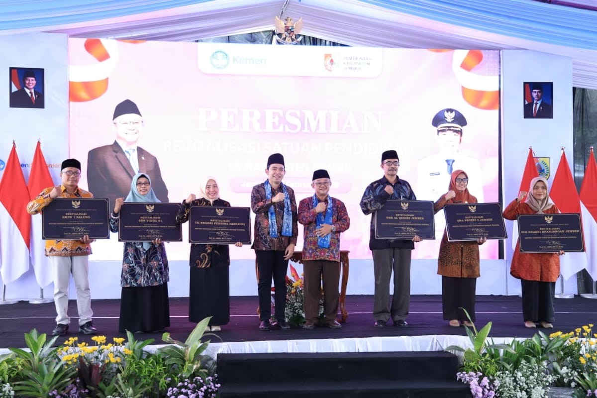 Menteri Dikdasmen Resmikan Revitalisasi Satuan Pendidikan se Jember, Wujudkan Ruang Belajar Layak dan Bermutu