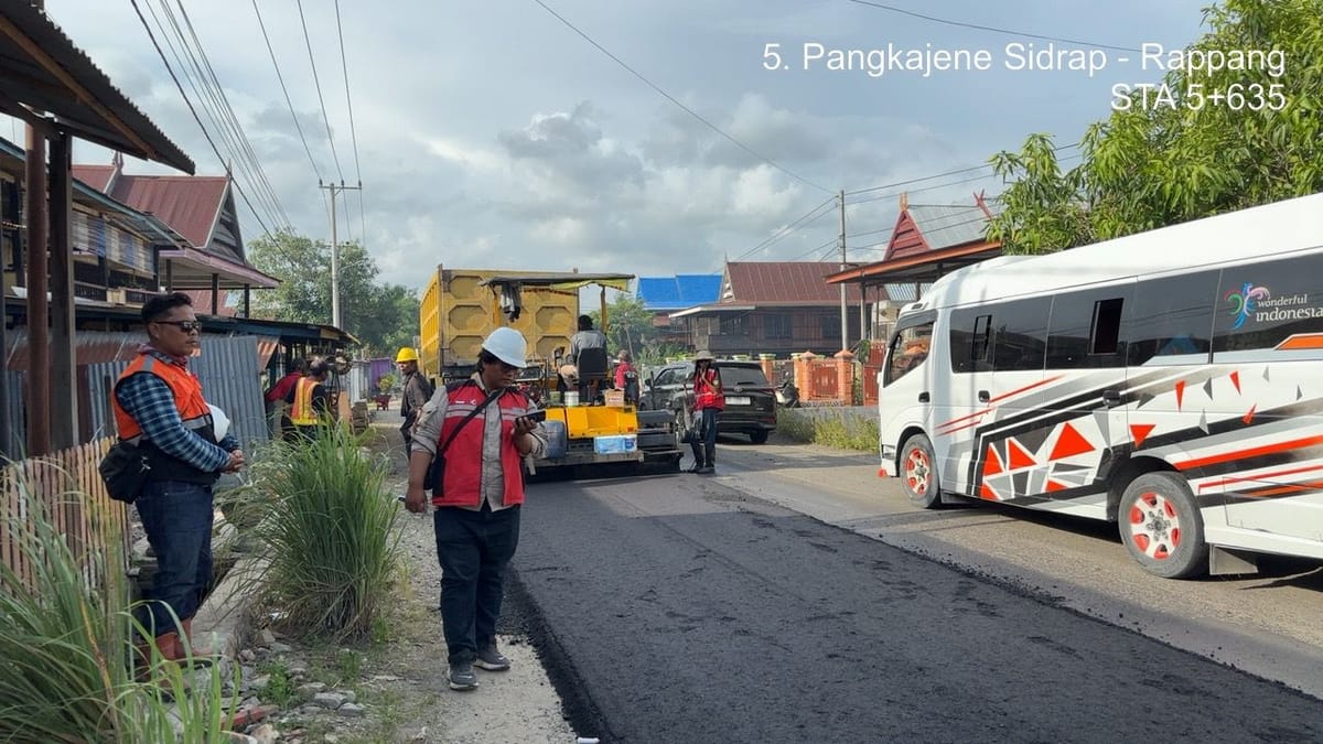 Pembangunan Ruas Jalan Poros Sidrap Ruas Pangkajene - Rappang Dikebut