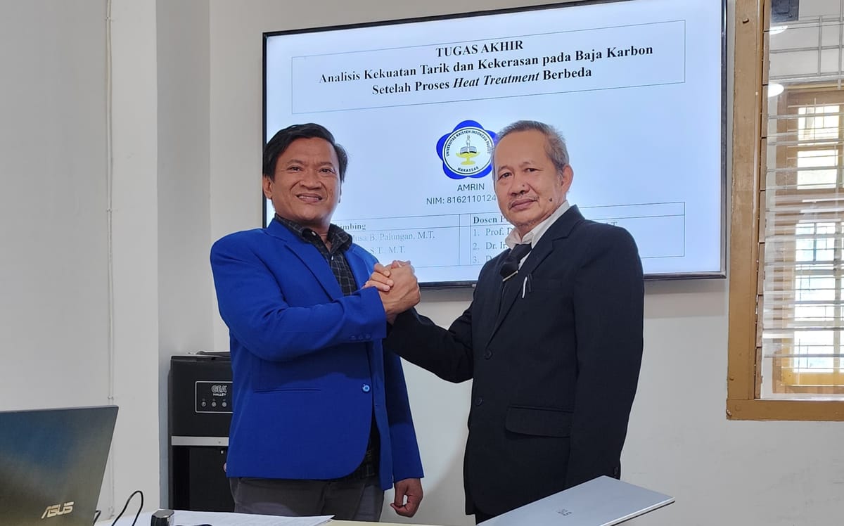 Direktur dan Wakil Direktur 4 Politeknik Maritim Polimarin AMI Raih Gelar Magister Tehnik Mesin di UKI Paulus Makassar