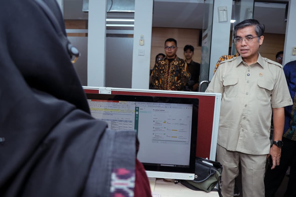 Menaker Pastikan Posko THR-BHR Tetap Siaga Saat Libur, Aduan THR Jadi Prioritas Pengawasan