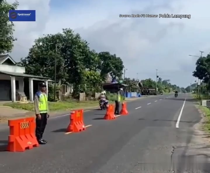 Antisipasi Kepadatan di Pelabuhan, Pospam Gayam Lakukan Screening Tiket Penyeberangan