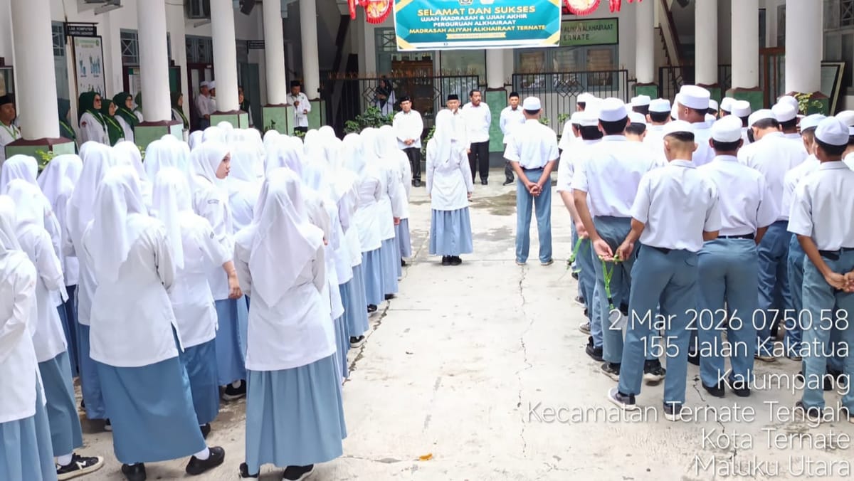 Siswa Kelas XII Madrasah Aliyah Alkhairaat Ternate Ikut Ujian Madrasah