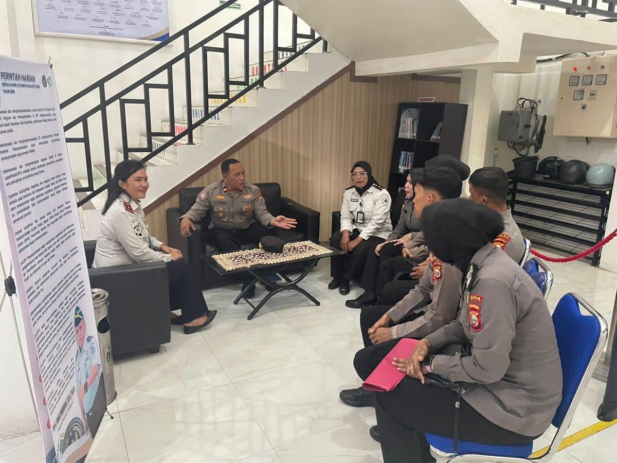 Patroli Sambang Ditbinmas Polda Maluku Utara Koordinasi Keamanan dan Ketertiban  Lapas Perempuan Ternate