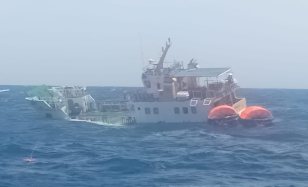 KM. Gandha Nusantara 17 Rute Bitung - Ternate Mati Mesin di Perairan Batang Dua