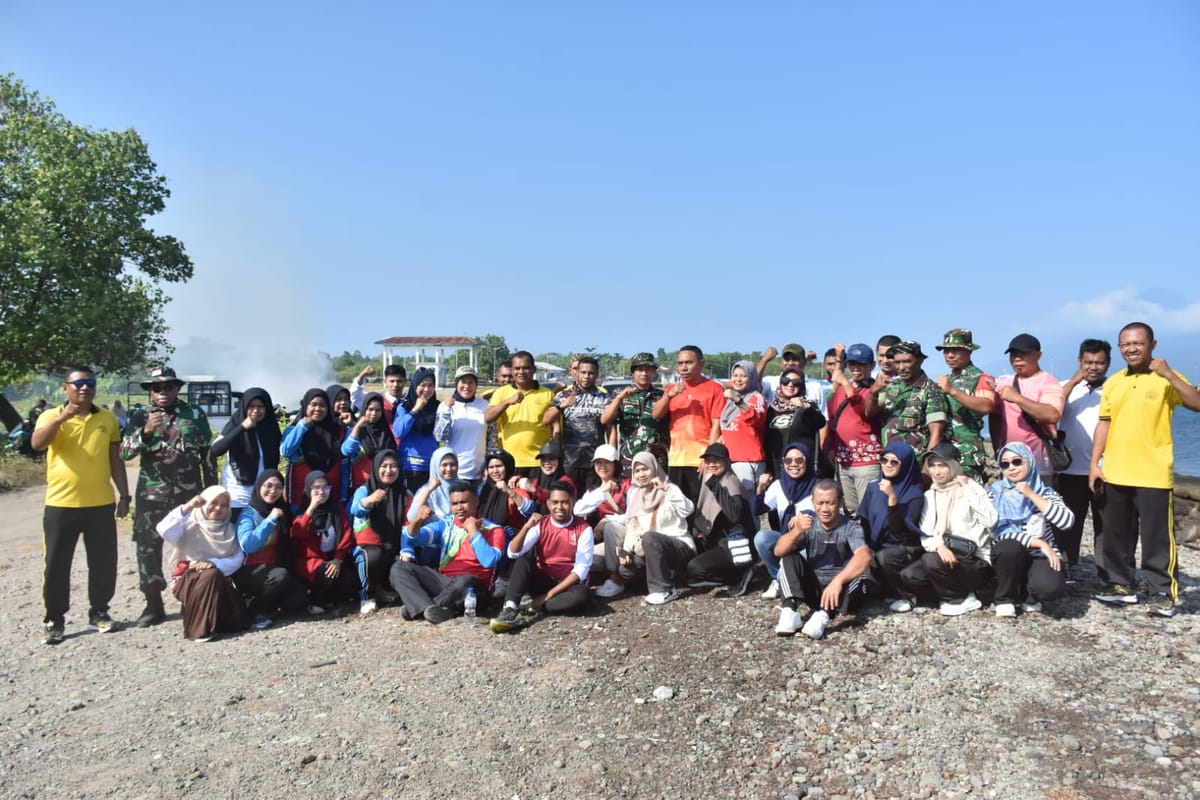 Sinergi Tanpa Batas  BKKBN Malut, TNI dan Polri Kolaborasi Wujudkan Pantai Darko Yang ASRI