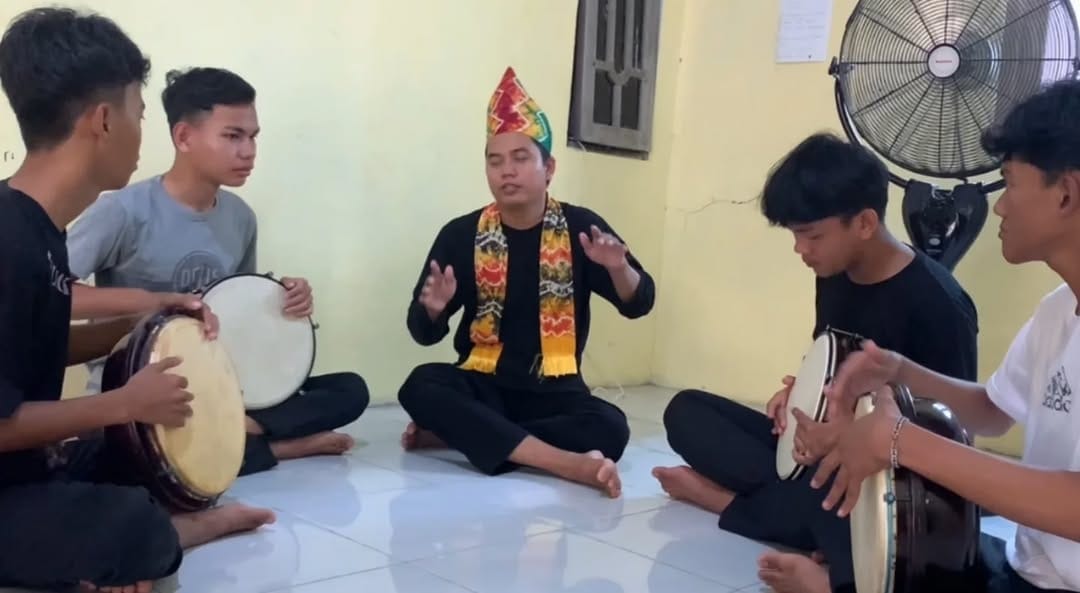 Sam’ani Bersama Sanggar Sangkakala Hidupkan Kesenian Asli Kalimantan Selatan