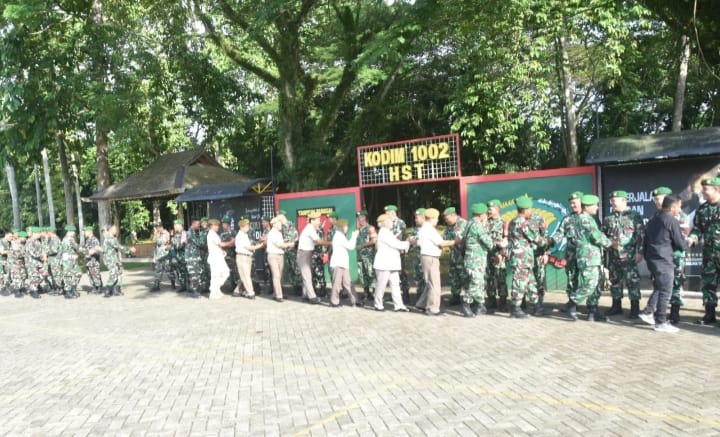 Momentum Idul Fitri, Kodim 1002/HST Gelar Halal Bihalal Penuh Kebersamaan