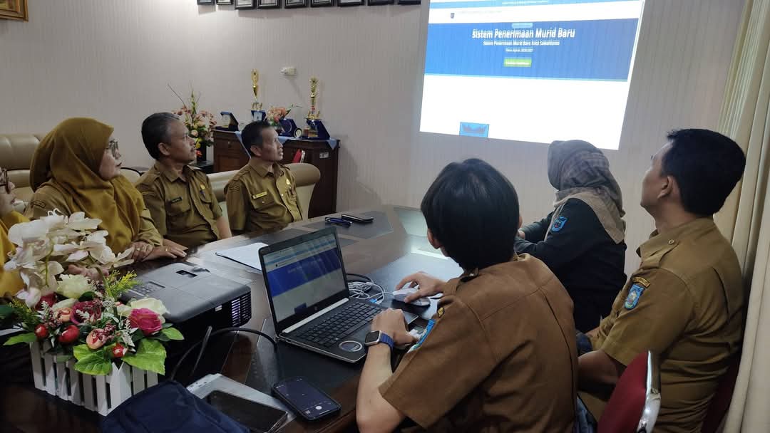 Dukung Visi Wali Kota, Diskominfo dan Dinas Pendidikan Sawahlunto Matangkan Aplikasi PPDB SMP 2026