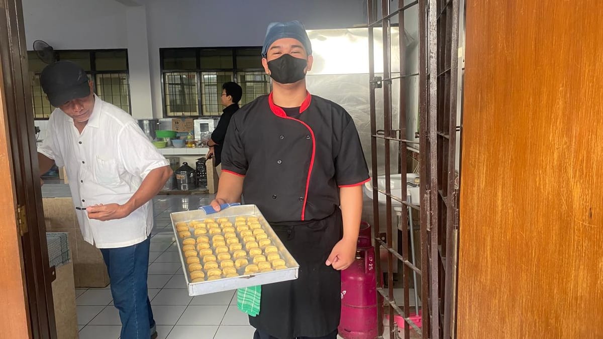 Tinggi Permintaan Kue Kering, Siswi SMK Di Solo Diajak Berwirausaha