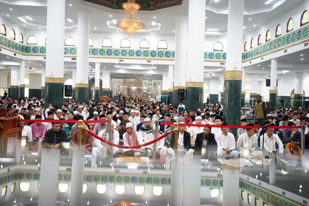 An-Nur Bergema Takbir,  Ribuan Jemaah Tumpah Ruah Rayakan Idul Fitri