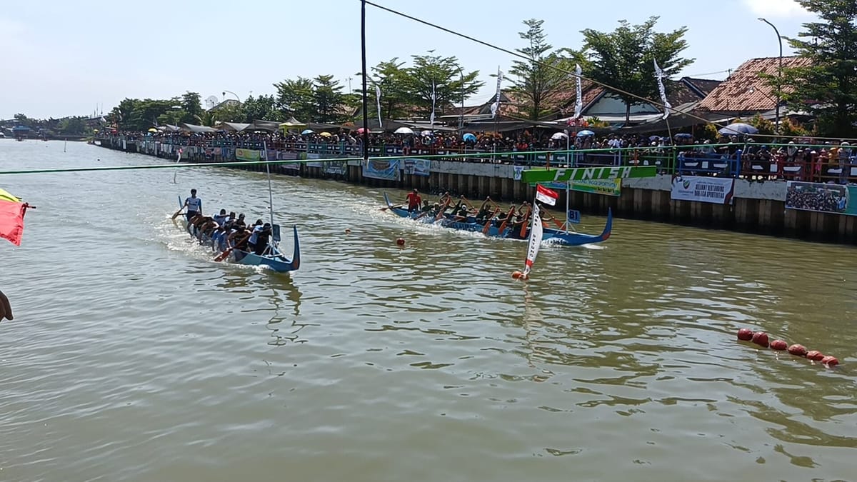 Tradisi Lomba Dayung Perahu Menuju Even Nasional