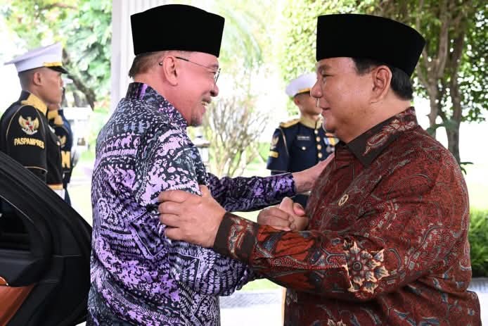 Hangatnya Silaturahmi Lebaran hingga Bahasan Geopolitik Warnai Pertemuan Presiden Prabowo dan PM Anwar