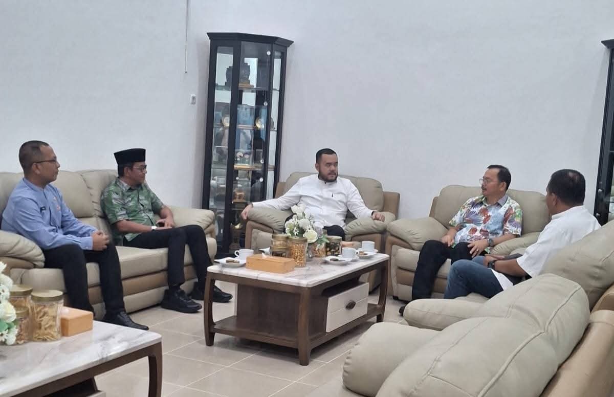 Memperkuat Sinergi Hukum, Wali Kota Fadly Amran Terima Kunjungan Kakanwil Hukum Sumbar
