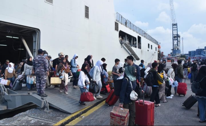 Kolaborasi TNI AL dan Pemprov Babel Dalam Program Mudik Gratis