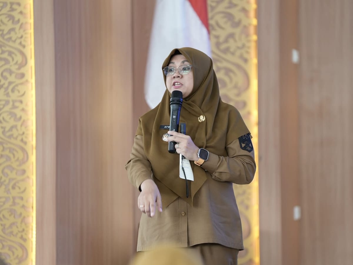 Bupati Siak Afni Zulkifli Minta Kepsek Kawal Program Makan Bergizi Gratis