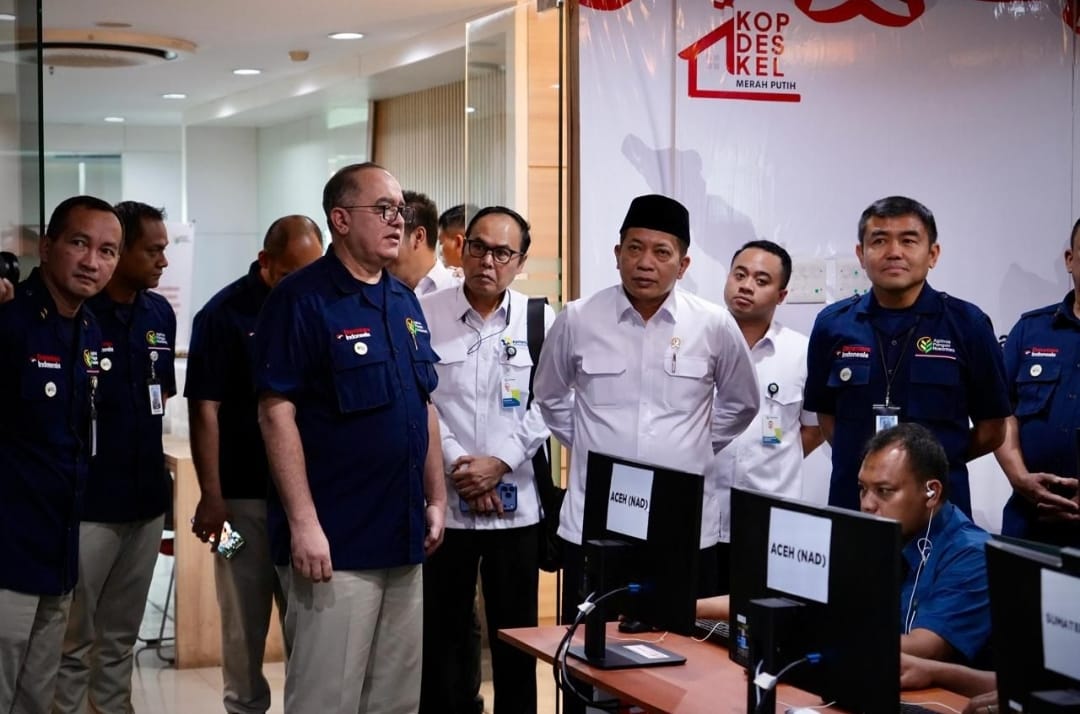 Menkop Bahas Rencana Operasional Kopdes Merah Putih Dengan Agrinas.