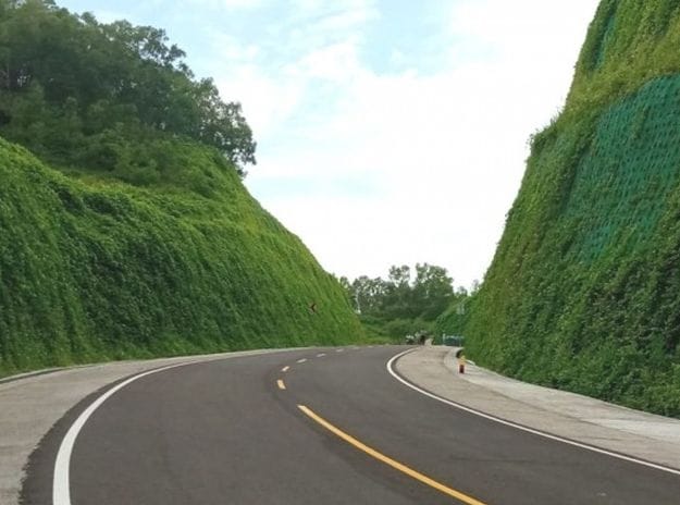 Jalur Pansela Alternatif Bagi Pemudik Memiliki Panorama Yang Indah