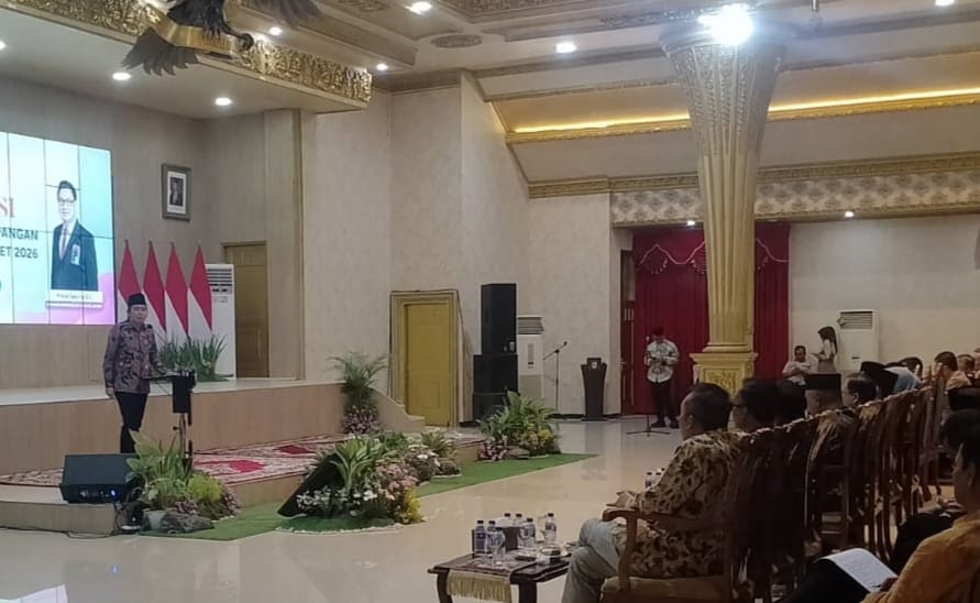 Dana Desa Berkurang 58 Persen Lebih Bupati Jember Beri Solusi Atasi Keresahan Kades