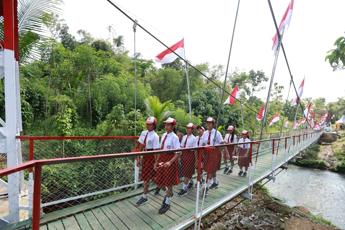 Jembatan Perintis Garuda Diresmikan, Permudah Aktivitas Warga Banyuwangi