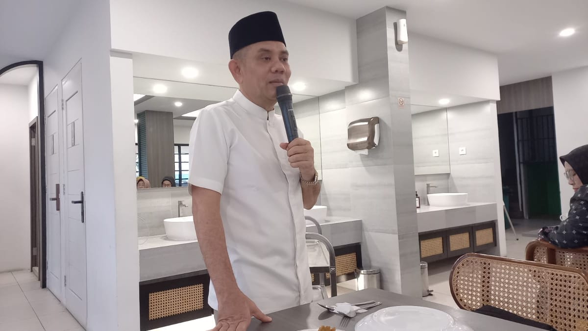 Buka Puasa Bersama Masyarakat Riau di Tanjungpinang, Darma Setiawan: Jaga Terus Kekompakan dan Silaturahmi
